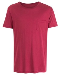 rotes T-Shirt mit einem Rundhalsausschnitt von OSKLEN