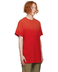 rotes T-Shirt mit einem Rundhalsausschnitt von Fear Of God