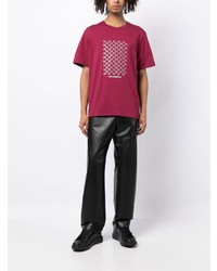 rotes T-Shirt mit einem Rundhalsausschnitt von Karl Lagerfeld