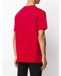 rotes T-Shirt mit einem Rundhalsausschnitt von Nike