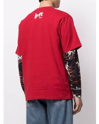 rotes T-Shirt mit einem Rundhalsausschnitt von A Bathing Ape