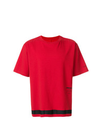 rotes T-Shirt mit einem Rundhalsausschnitt von Unravel Project