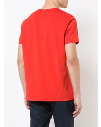 rotes T-Shirt mit einem Rundhalsausschnitt von Engineered For Motion