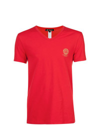 rotes T-Shirt mit einem V-Ausschnitt von Versace