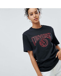 rotes und schwarzes bedrucktes T-Shirt mit einem Rundhalsausschnitt von Converse
