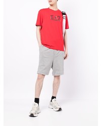 rotes und schwarzes bedrucktes T-Shirt mit einem Rundhalsausschnitt von Ea7 Emporio Armani