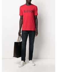 rotes und schwarzes bedrucktes T-Shirt mit einem Rundhalsausschnitt von BOSS