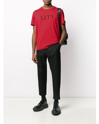 rotes und schwarzes bedrucktes T-Shirt mit einem Rundhalsausschnitt von Valentino