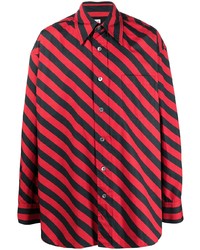 rotes und schwarzes horizontal gestreiftes Langarmhemd