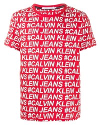 rotes und weißes bedrucktes T-Shirt mit einem Rundhalsausschnitt von Calvin Klein Jeans
