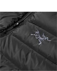 schwarze ärmellose Jacke von Arc'teryx