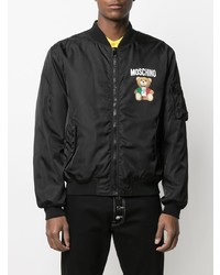 schwarze bedruckte Bomberjacke von Moschino