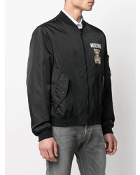 schwarze bedruckte Bomberjacke von Moschino