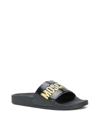 schwarze bedruckte Gummi Sandalen von Moschino