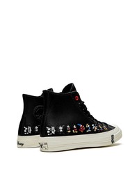 schwarze bedruckte hohe Sneakers aus Leder von Converse