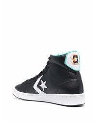 schwarze bedruckte hohe Sneakers aus Leder von Converse