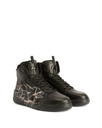 schwarze bedruckte hohe Sneakers von Giuseppe Zanotti