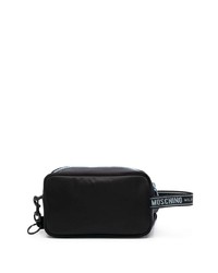 schwarze bedruckte Leder Clutch Handtasche von Moschino
