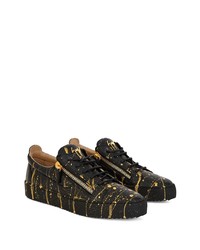 schwarze bedruckte Leder niedrige Sneakers von Giuseppe Zanotti