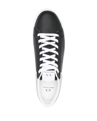 schwarze bedruckte Leder niedrige Sneakers von Armani Exchange