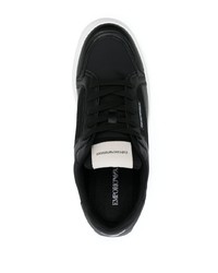 schwarze bedruckte Leder niedrige Sneakers von Emporio Armani