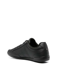 schwarze bedruckte Leder niedrige Sneakers von Tommy Hilfiger