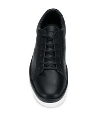 schwarze bedruckte Leder niedrige Sneakers von Calvin Klein