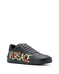 schwarze bedruckte Leder niedrige Sneakers von Versace