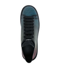 schwarze bedruckte Leder niedrige Sneakers von Alexander McQueen