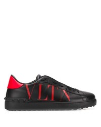 schwarze bedruckte Leder niedrige Sneakers von Valentino Garavani