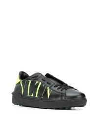 schwarze bedruckte Leder niedrige Sneakers von Valentino Garavani