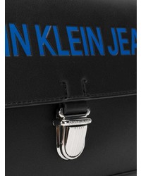 schwarze bedruckte Leder Umhängetasche von Calvin Klein Jeans