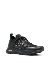 schwarze bedruckte niedrige Sneakers von Ea7 Emporio Armani