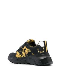 schwarze bedruckte niedrige Sneakers von VERSACE JEANS COUTURE