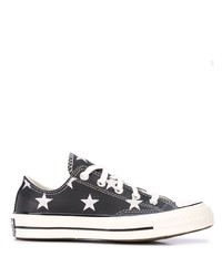 schwarze bedruckte niedrige Sneakers von Converse