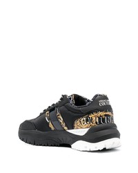 schwarze bedruckte niedrige Sneakers von VERSACE JEANS COUTURE