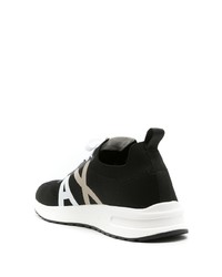 schwarze bedruckte niedrige Sneakers von Armani Exchange