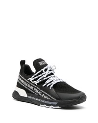 schwarze bedruckte niedrige Sneakers von VERSACE JEANS COUTURE