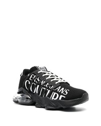 schwarze bedruckte niedrige Sneakers von VERSACE JEANS COUTURE