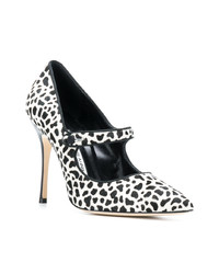 schwarze bedruckte Pumps von Manolo Blahnik