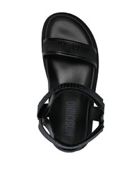 schwarze bedruckte Sandalen von Moschino