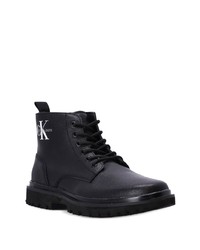 schwarze bedruckte Segeltuchfreizeitstiefel von Calvin Klein