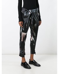 schwarze bedruckte Seidehose von Ann Demeulemeester