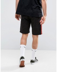 schwarze bedruckte Shorts von Asos