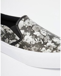 schwarze bedruckte Slip-On Sneakers von Asos