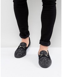 schwarze bedruckte Slipper