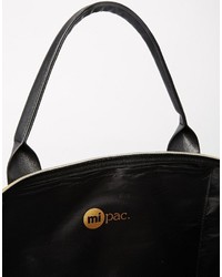 schwarze bedruckte Taschen von Mi-pac