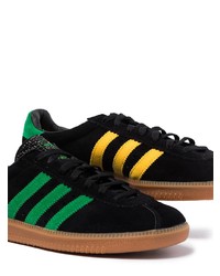 schwarze bedruckte Wildleder niedrige Sneakers von adidas