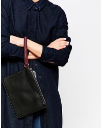 schwarze beschlagene Clutch von French Connection