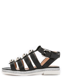 schwarze beschlagene flache Sandalen aus Leder von Markus Lupfer